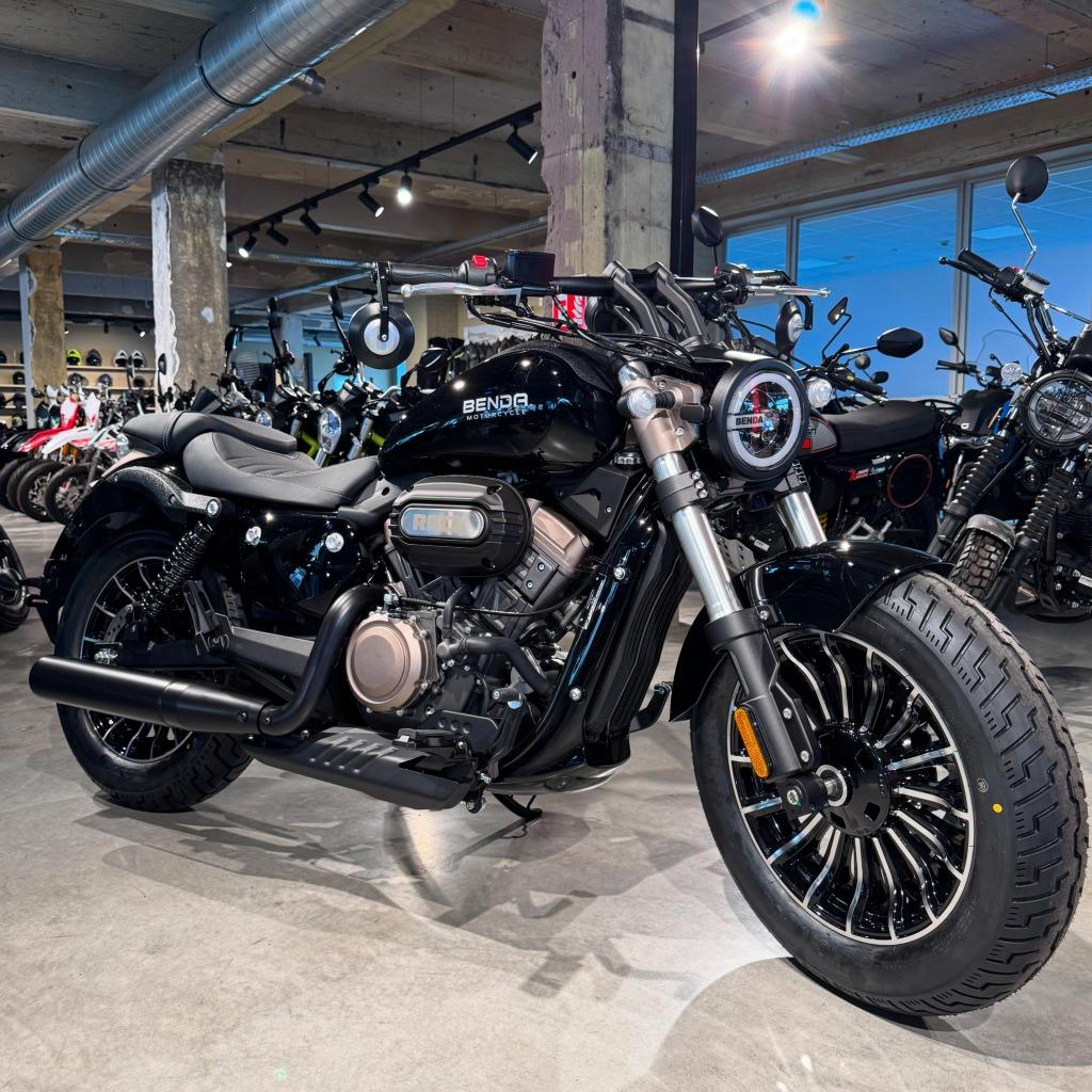 Benda Rock 125cc *Nieuw*, Motos, Entreprise, 2 cylindres, Éclairage LED, 125 cm³