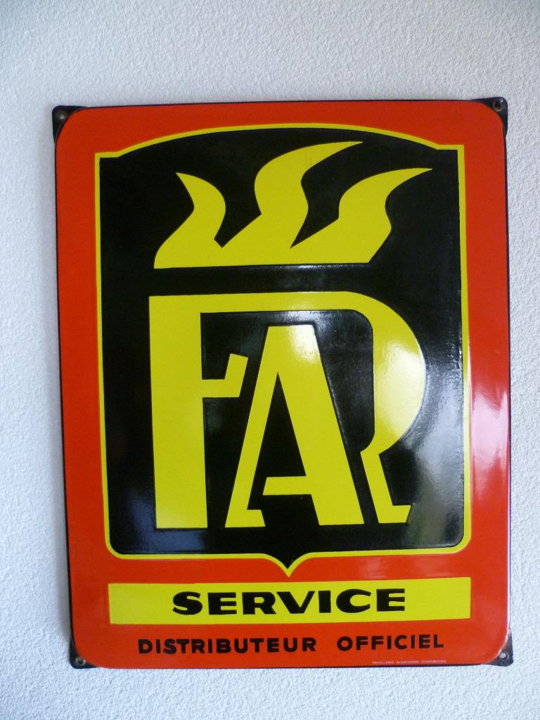 PLAQUE EMAILLE"FAR SERVICE DISTRIBUTOR" ANNÉES 50/60, Collections, Marques & Objets publicitaires, Enlèvement ou Envoi, Comme neuf