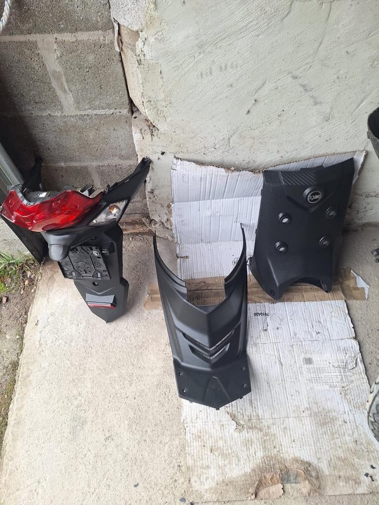 Pièces détachées Sym X Pro, nouveau modèle 2023 euro 5, Vélos & Vélomoteurs, Pièces de cyclomoteur | Général, Enlèvement ou Envoi