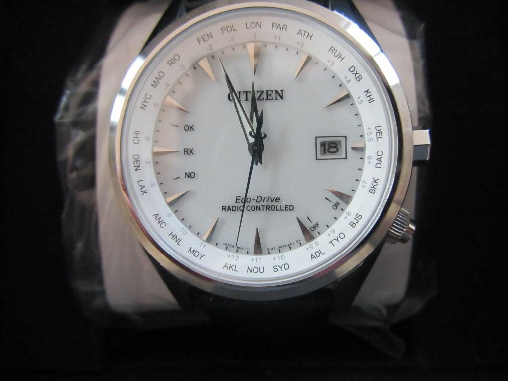 Montre CITIZEN CB0270-10A et CITIZEN CB0250-17A, Leer, Staal, Ophalen of Verzenden, Zo goed als nieuw