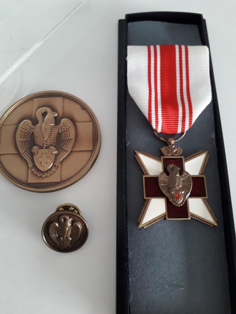 Medaille Rode kruis, Enlèvement ou Envoi