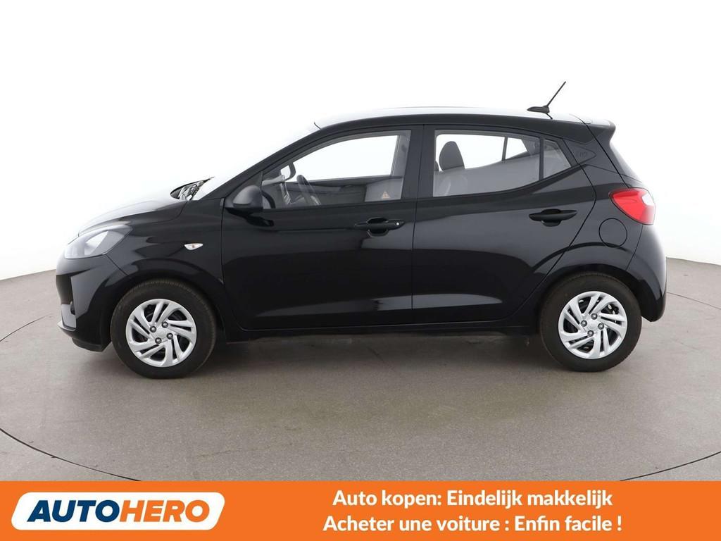 Hyundai i10 1.0 Connect & Go (bj 2024), Auto's, Hyundai, Voorwielaandrijving, Stof, Gebruikt, Zwart