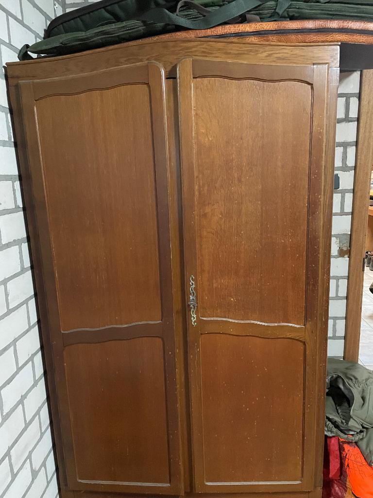 Kleerkast, Huis en Inrichting, Kasten | Kleerkasten, Ophalen, Gebruikt, Overige houtsoorten, Met deur(en)