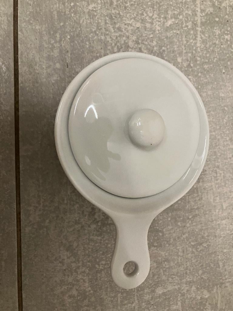 klein porseleinen sauspotje, Ophalen, Zo goed als nieuw, Porselein, Kom(men)