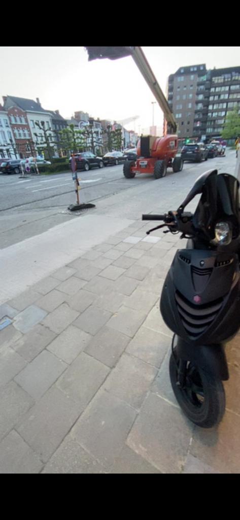 Piaggio Zip 4T 72 CC, Fietsen en Brommers, Ophalen, Zo goed als nieuw, Zip