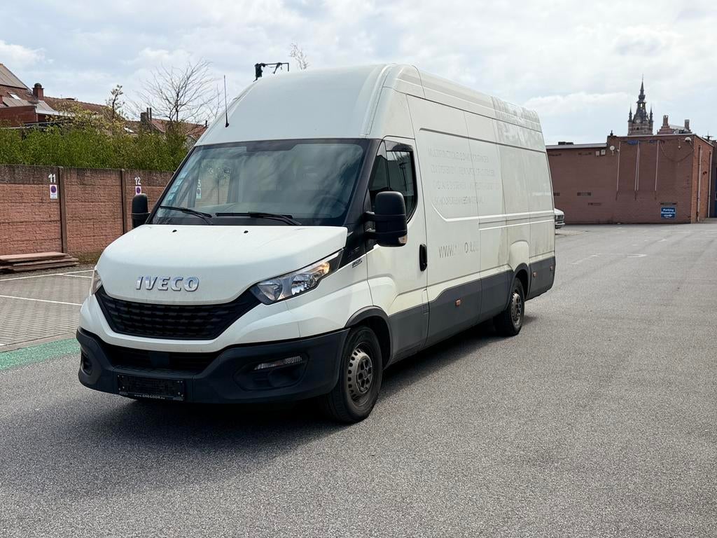 Iveco daily L4H4 2019 164 000 km TVA incl., Autos, Camionnettes & Utilitaires, Entreprise, Iveco, Diesel, Boîte manuelle, Entretenue par le concessionnaire