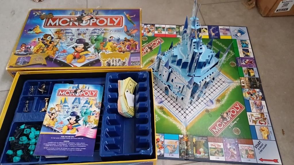 bordspel NL Monopoly Disney 3d kasteel Monopolie, Hobby en Vrije tijd, Gezelschapsspellen | Bordspellen, Vijf spelers of meer