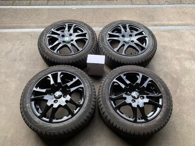 NIEUWE AYGO 107 C1 PICANTO VELGEN + 4S BANDEN 165 60 R14, Ophalen of Verzenden, Nieuw