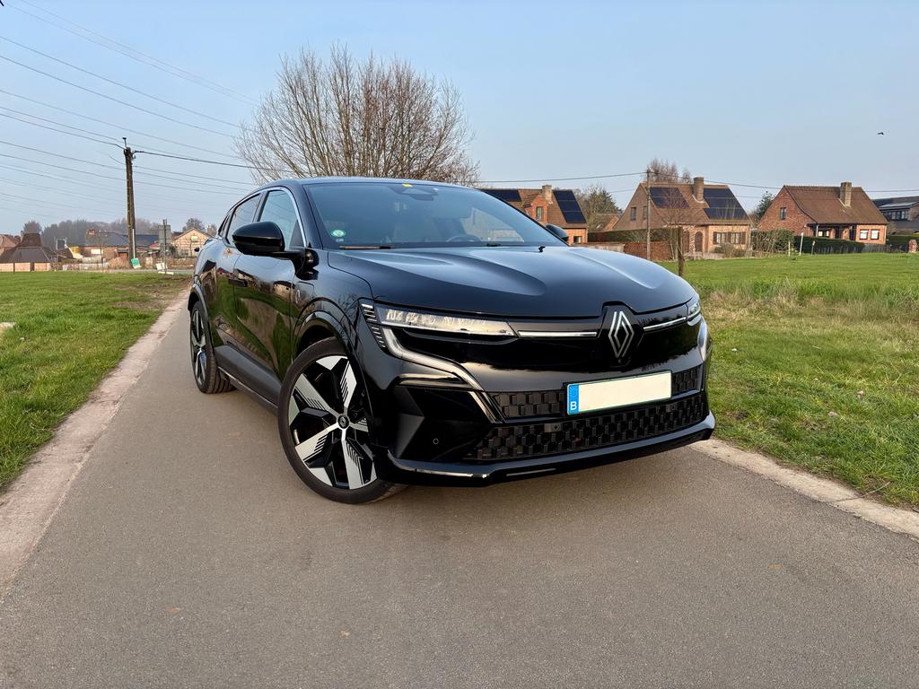 Renault E-Megane met 5 jaar garantie (218pk), Auto's, Renault, Automaat, Euro 6, Leder en Stof, Zwart