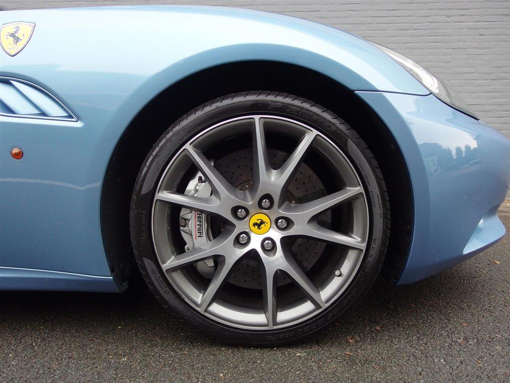 Ferrari California 2010 Perfect en goed onderhouden BTW Auto, Auto's, Automaat, Parkeersensor, Blauw, Bedrijf