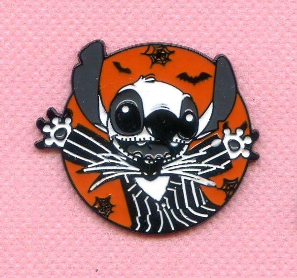 Superbe pins stitch Jack Skellington halloween disney t299, Envoi, Comme neuf, Figurine, Insigne ou Pin's