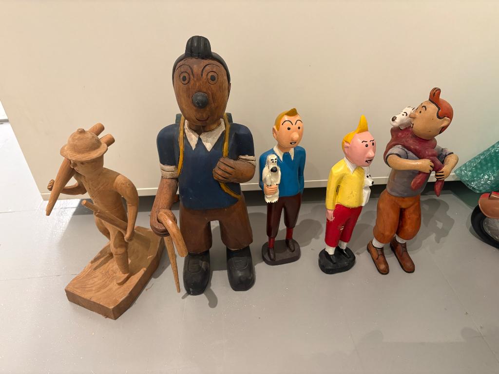 Kuifje toeristische beeldjes naar Kuifje NIET officieel, Ophalen of Verzenden, Kuifje, Gebruikt, Beeldje of Figuurtje