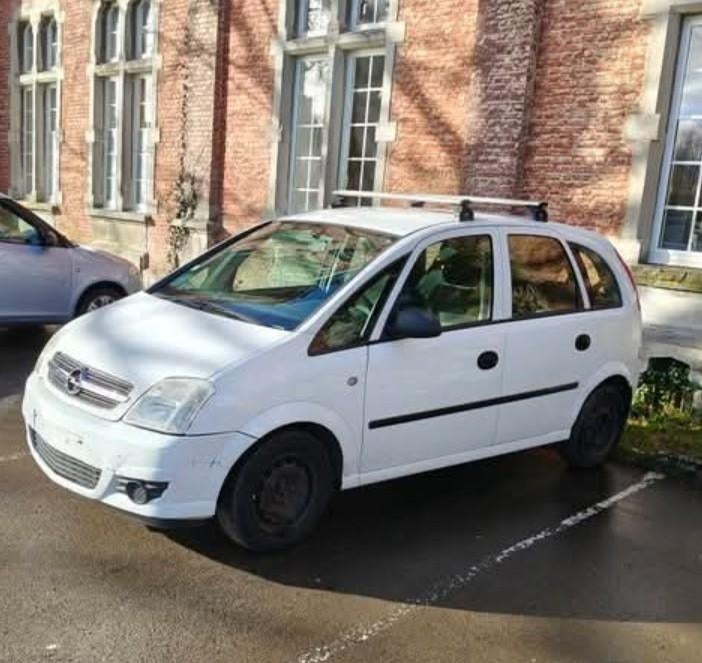 Opel Meriva essence 1.4i CT Ok, Autos, Achat, Automatique, Particulier, Meriva