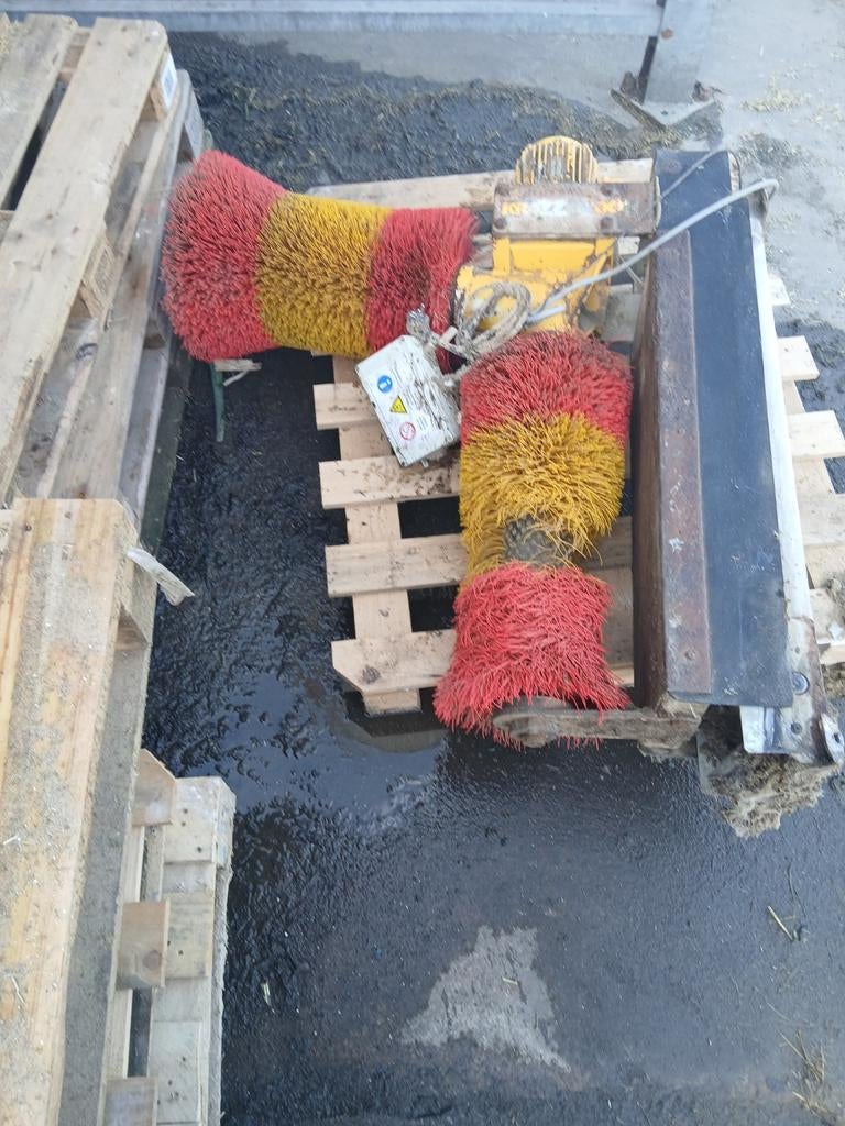 Koe borstel, Zakelijke goederen, Landbouw | Veevoer, Ophalen