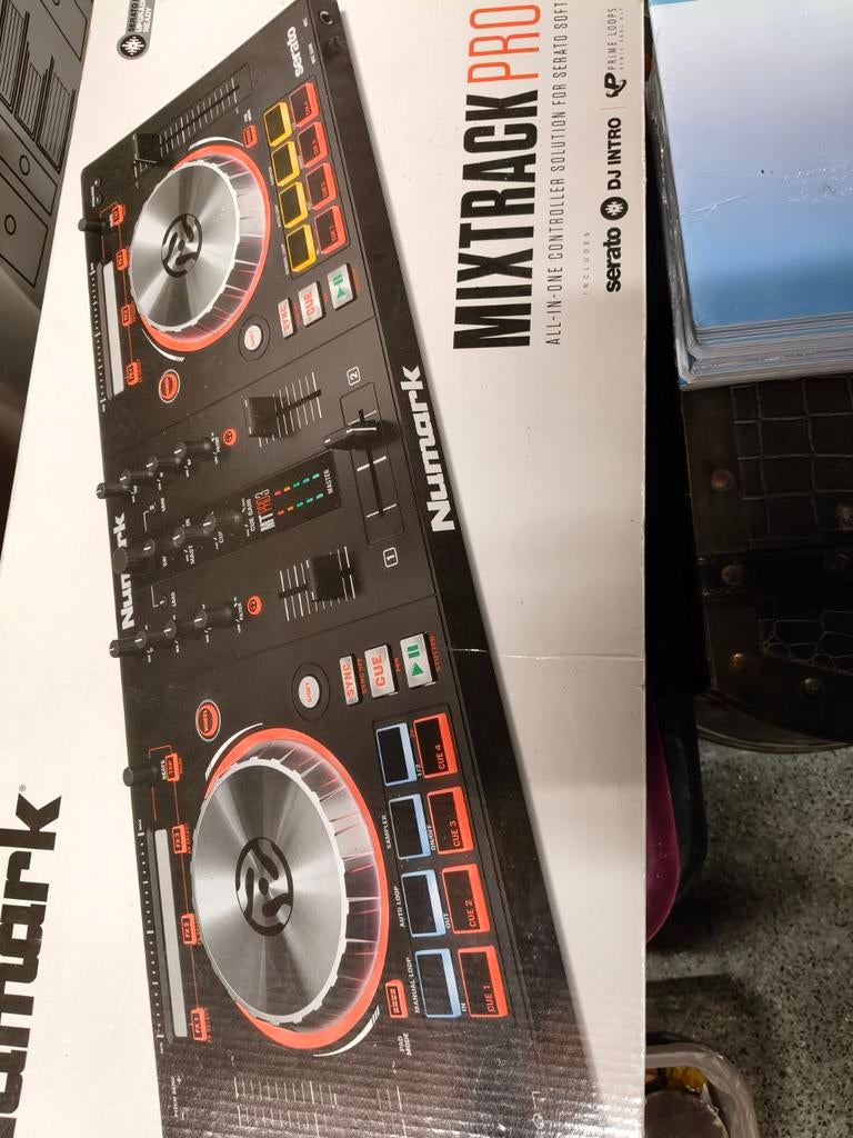 Mengpaneel, Enlèvement ou Envoi