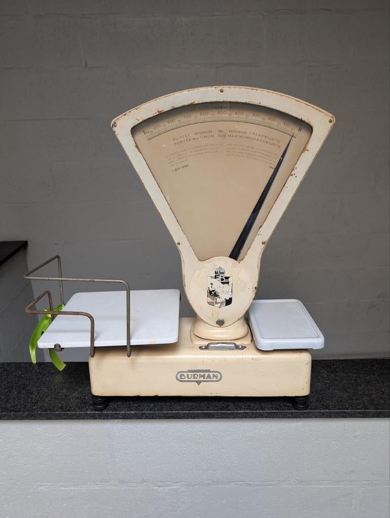 Mooie werkende weegschaal, Ophalen