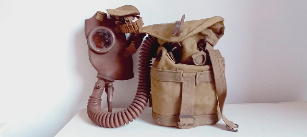 Masque a gaz belge abbl - mai 1940, Collections, Objets militaires | Seconde Guerre mondiale, Enlèvement, Autres