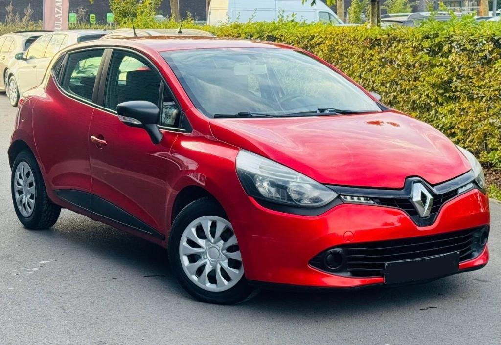 À vendre Renault Clio, Autos, Rouge, Achat, Boîte manuelle, Noir