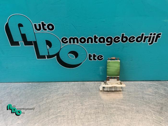 Kachel Weerstand van een Toyota Aygo (Aygo 08-), Auto-onderdelen, Airco en Verwarming, Toyota, Gebruikt, 3 maanden garantie, Ophalen of Verzenden