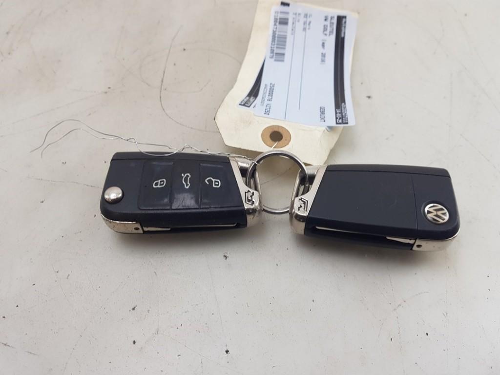 SLEUTEL Volkswagen Golf VII (AUA) (01-2012/03-2021), Auto-onderdelen, Gebruikt, Volkswagen