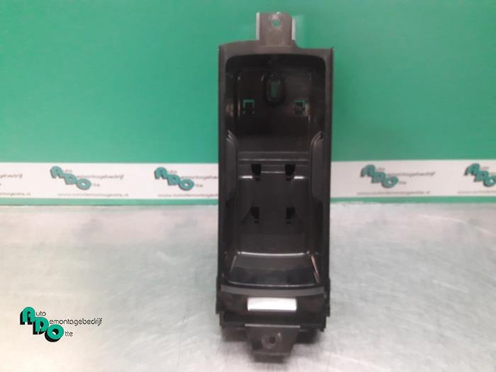 Console centrale d'un Volkswagen Golf (Golf 04-), Autos : Pièces & Accessoires, -, 3 mois de garantie, Utilisé, -