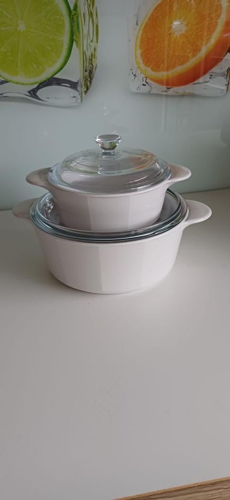 2 witte Arcopal ovenschalen, Ophalen, Overige materialen, Zo goed als nieuw, Kom(men)