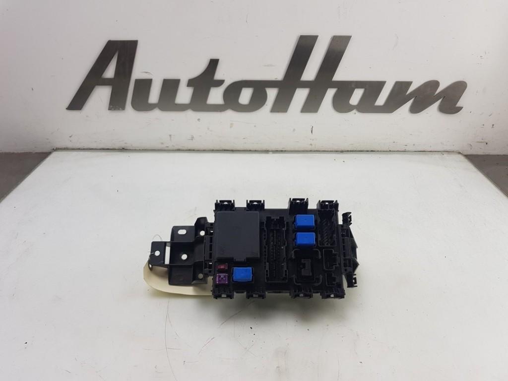 BOITIER FUSIBLES Suzuki Alto (|36770M68K0|36710M68K10|), Suzuki-Allee 7
64625  Bensheim, DE, Suzuki Deutschland GmbH, Kontakt@suzuki.de