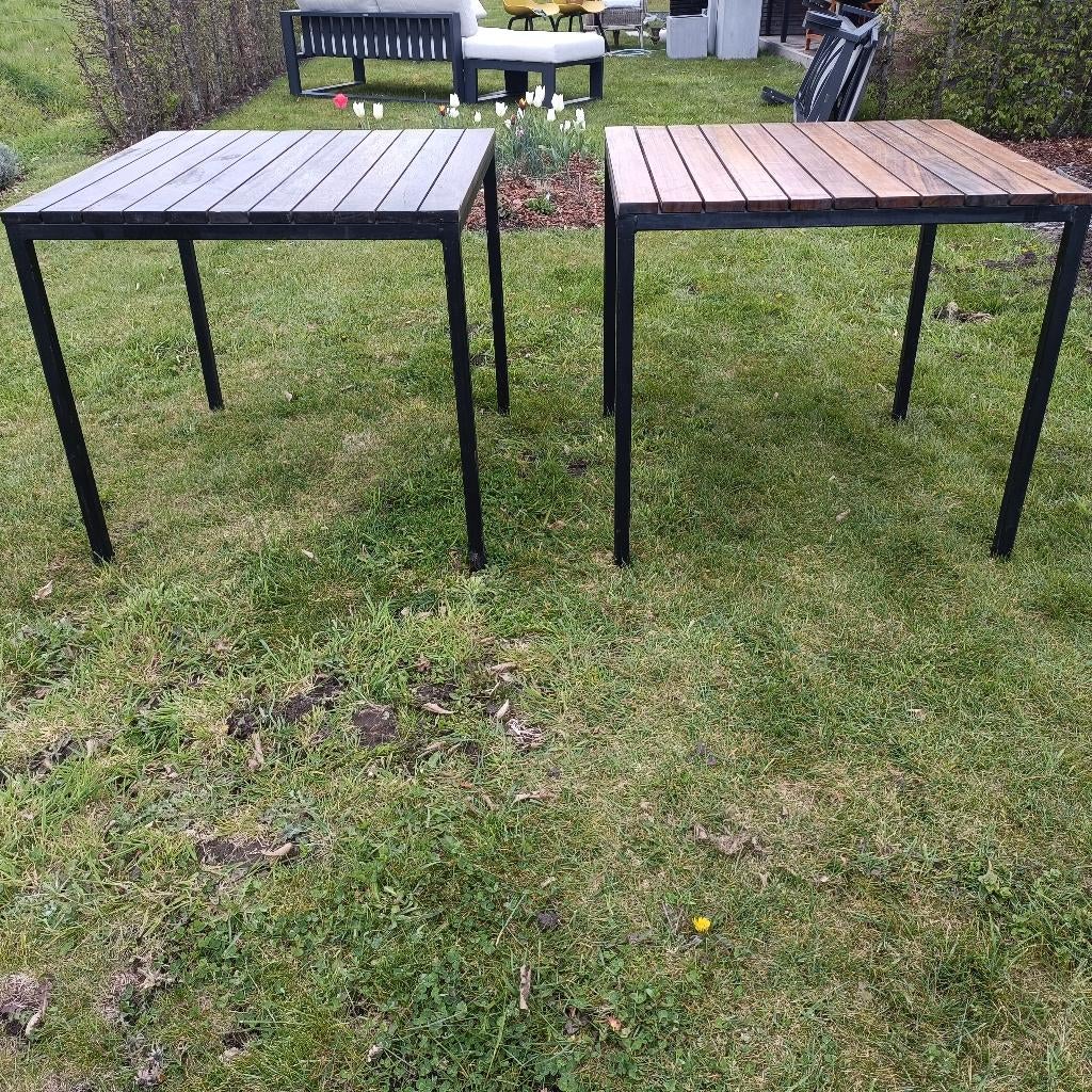 2 gezellige tuintafeltjes met hardhouten blad, Tuin en Terras, Ophalen, Gebruikt, Vierkant, Hout