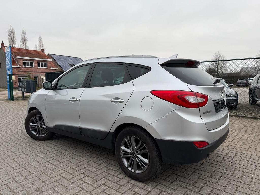 Hyundai ix35 1.6 Benzine | Pano | Navigatie | Hoge instap, Autos, Achat, 1280 kg, Entreprise, Boîte manuelle