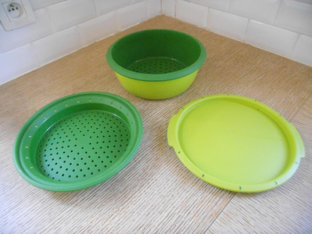 tupperware micro ondes 3 pièces rechange - vvv, Maison & Meubles, Cuisine| Tupperware, Enlèvement ou Envoi