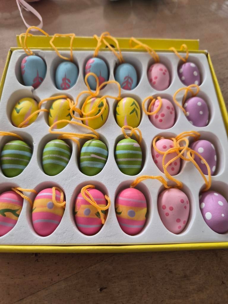 Kleine porseleinen eieren, Ophalen of Verzenden