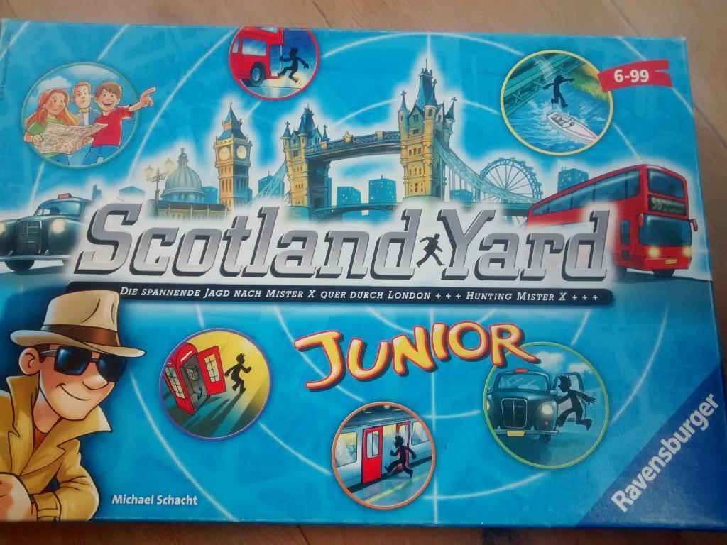 scotland yard junior, jeu de détective 6+, Hobby en Vrije tijd, Gezelschapsspellen | Bordspellen, Een of twee spelers, Ophalen