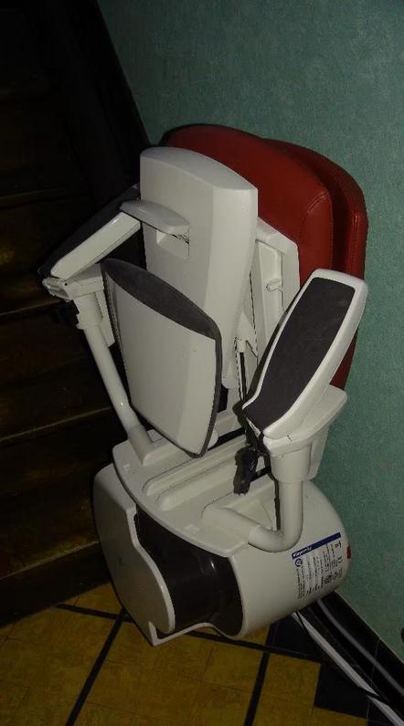 Monte-escalier ThyssenKrupp Flow2, Enlèvement ou Envoi, Comme neuf, Escalier tournant