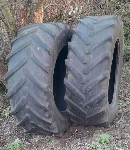 Set banden michelin omnibib 620/70 r42, Zakelijke goederen, Landbouw | Onderdelen | Banden, Velgen en Assen, Ophalen