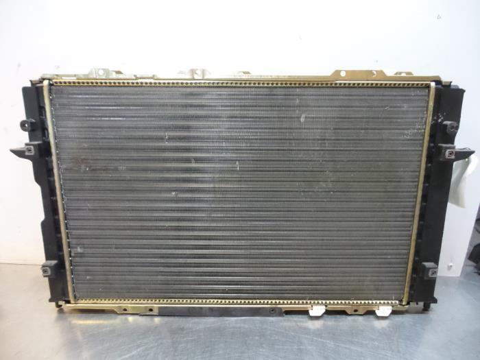 Radiateur d'un Audi 100 (100 82-), Autos : Pièces & Accessoires, Climatisation & Chauffage, Audi, Utilisé, 3 mois de garantie