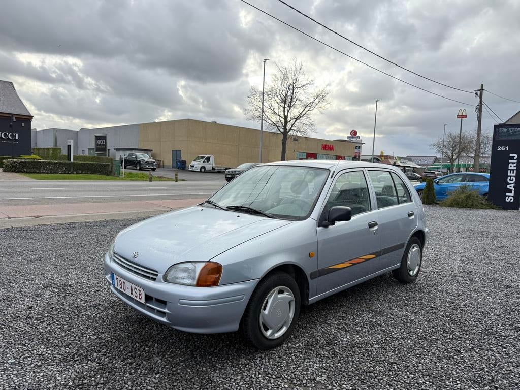 TOYOTA STARLET 1.3i EP86 AUTOMAAT 5 DEURS 1 EIG NIEUWSTAAT✅, Auto's, Toyota, Stof, Traction-control, Starlet, 1229 cc
