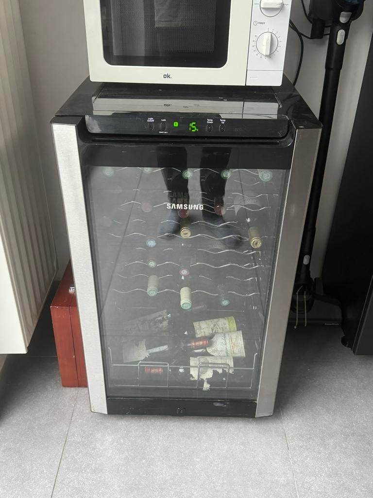 Cave a vin 30 bouteilles, Maison & Meubles, Enlèvement, Comme neuf