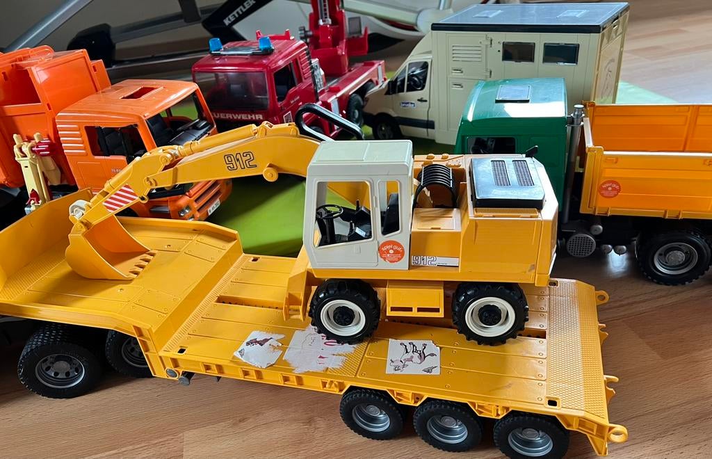 Speelgoedset Brudor vrachtwagen kraan brandweer…, Ophalen, Gebruikt