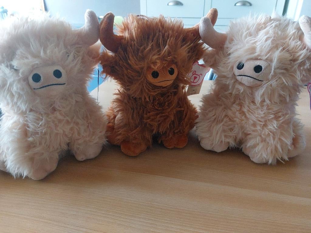 3 nieuwe Knuffelbeer een lot, Enfants & Bébés, Jouets | Peluches, Enlèvement, Neuf, Vache