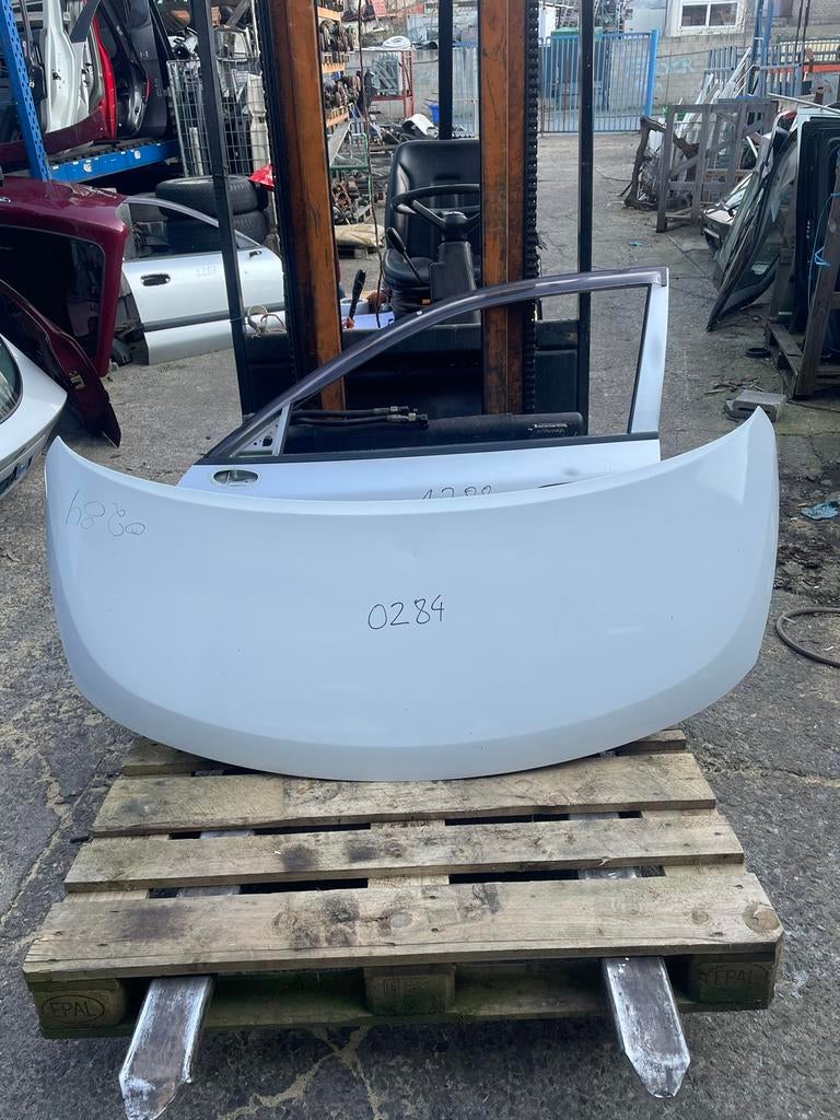 Hyundai H1 2009 witte motorkap, Ophalen, Voor, Hyundai