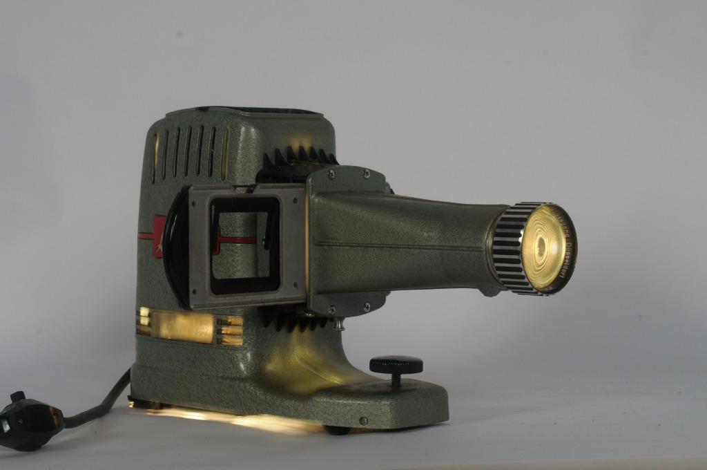 Projecteur dias 24/36 et 6/6 Liesegang, Enlèvement ou Envoi, Utilisé