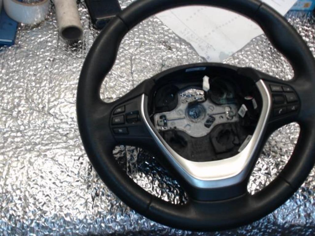 Volant BMW F30/F80 2.0D 85kw 2015 LP/14675, Autos : Pièces & Accessoires, Habitacle & Garnissage, Enlèvement, Utilisé, BMW