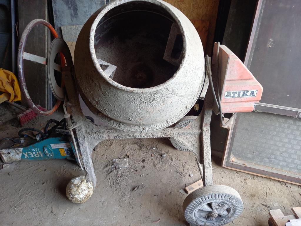 Betonmolen, Doe-het-zelf en Bouw, Betonmolens, Ophalen