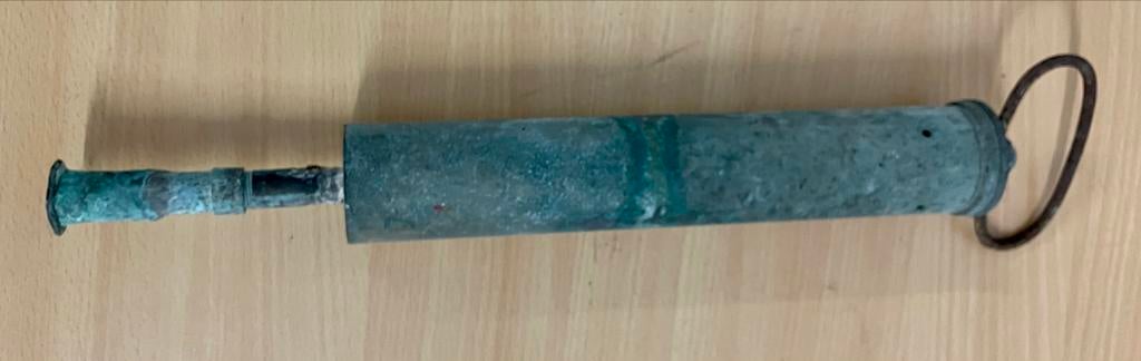 Ancien pulvérisateur en cuivre pour jardinier., Antiquités & Art