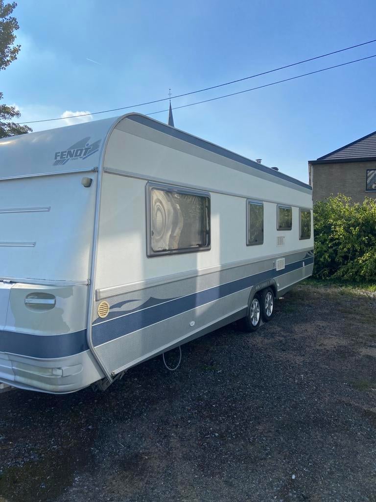 Zeer mooie 4 seizoens trekker., Caravans en Kamperen, 7 tot 8 meter, Airco, Particulier, Fendt