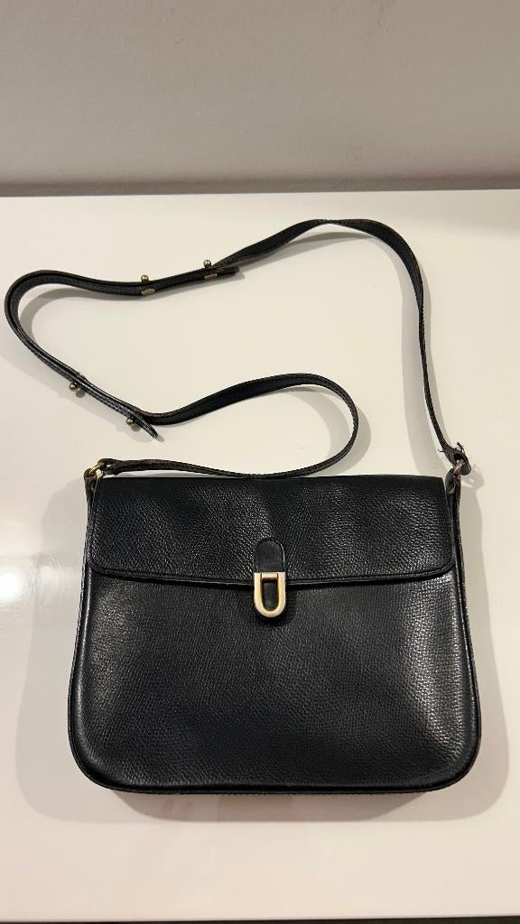 Authentieke vintage zwarte Delvaux schoudertas, Bijoux, Sacs & Beauté, Sacs | Sacs à bandoulière, Comme neuf, Autres marques, Noir