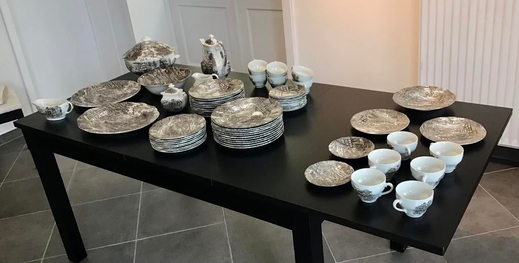 Service de Table Anglais Furnivals Dickens Coaching Days, Antiquités & Art, Antiquités | Services (vaisselle) complet, Enlèvement