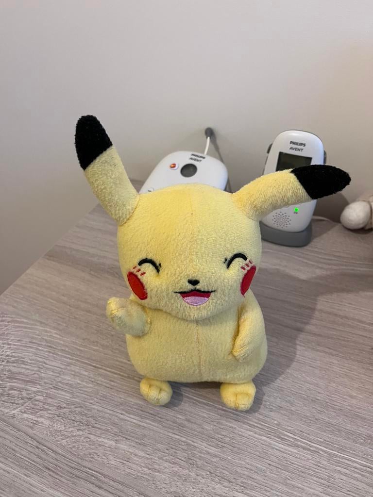 Pikachu knuffel, Kinderen en Baby's, Ophalen of Verzenden, Zo goed als nieuw