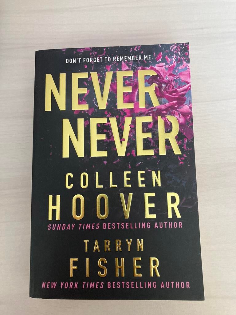 Never Never - Colleen Hoover, Ophalen, Zo goed als nieuw