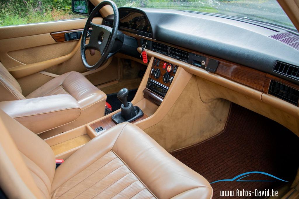 Mercedes-Benz 280 S 2.8 Benzine W126 / OLDTIMER / HISTORIEK, Auto's, Mercedes-Benz, 4 deurs, Achterwielaandrijving, Lederen bekleding